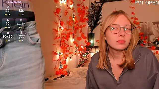 Sweety_Love4u - Start day with French kiss