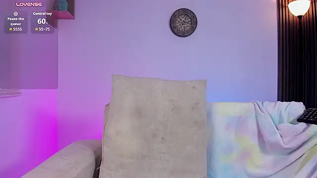 Lilian_vergaraa - boobs