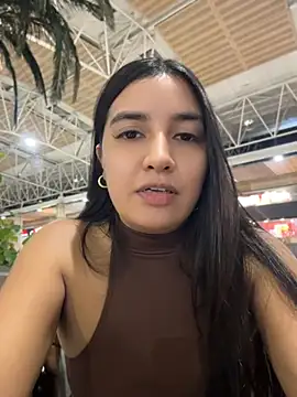 Honeyboo_ - My friend puts her fingers in my pussy