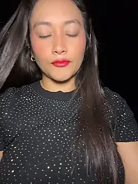 Tatiana123_ - Take off my dress on the beach
