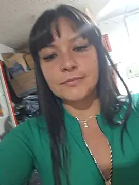 Isa_bella95 - Show boobs