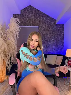 Celestemilan - Flash boobs 🍒