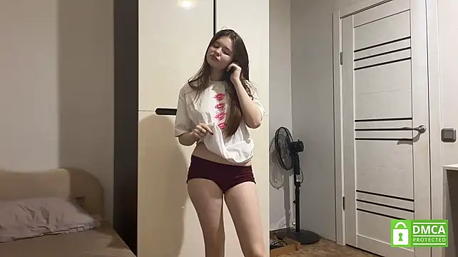 FelicidadMein - Lift my top and squeeze my boobs close-u