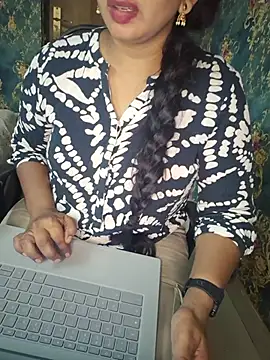 Shalini_telugu09 - 1 mints dance