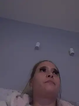 Poppylooloo - Rub asshole