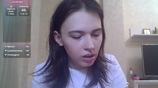 CeyaLier - 2 minutes of naked tits