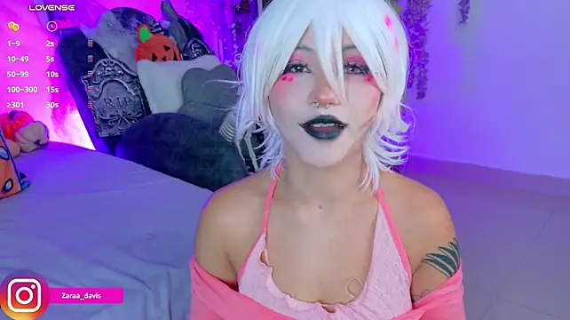 Zaradavis - Hush in my asshole and lush in my pussy