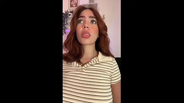 Ambar_Mancinii - fingers in the pussy✌️😈💦