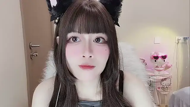 -zhuzhu-999- - 有点热，想跟哥哥一起湿身💦💦💦