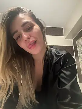 SelenaSweetie - Fuck Pussy with Big Dildo and Cum💦🔥