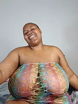 Suger-Boobs - destroy my clit with domi