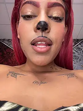 SinLunaXXX - FINGERING PUSSY