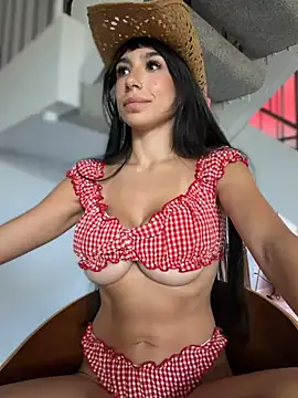 LoveLillyy - BEND OVER AND FLASH COOCHIE