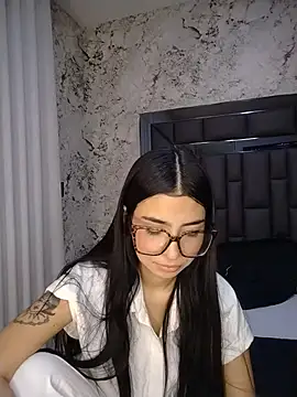 April_Addams69 - Hey April shake your ass