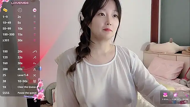 _flipped_ - show boobs 露胸