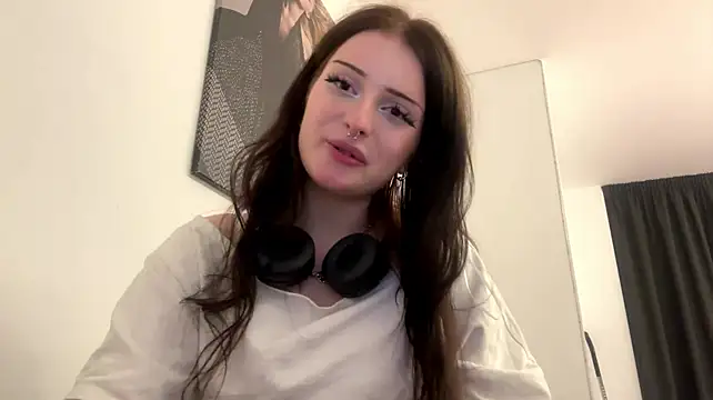 Volume_sound - Change outfit <3