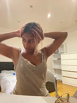 DonnaShy - Robe tease🫦