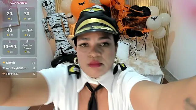 Cloe_35 - I open my pussy
