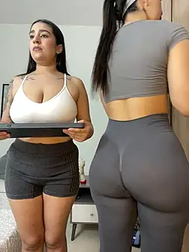 Valeria4 - suck ass in doggystyle