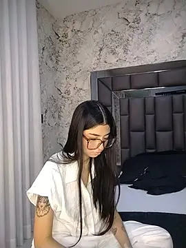 April_Addams69 - Hey April shake your ass