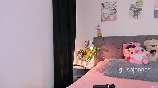 Isajonnes18 - dildo in pussy + control domi