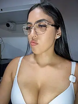 I_AM_SOPHIE_ - NAKED + FUCK DILDO IN DOGGY UNDER DESK🤫