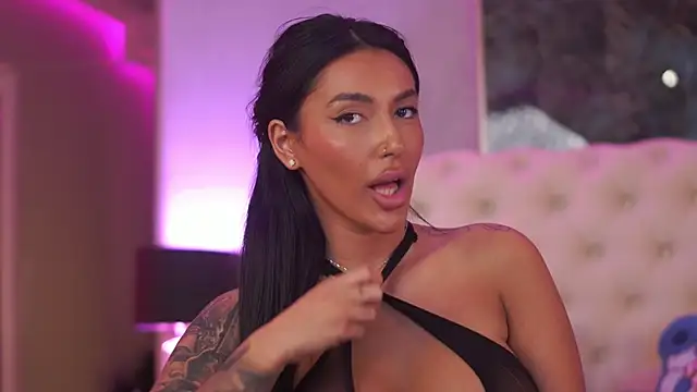 AishaaDevoe - DILDO PLAY😈