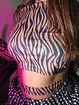 Meri-Bubu - show 1 boobs