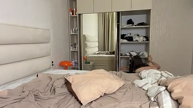 LongChillGerl - try to make my pussy squirt hard