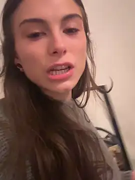 SophiiaStarr - go Doggy and Twerk🍑