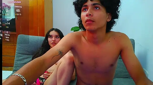 Twink_Dennis - Possessive and dominant. 😈⛓️🔥