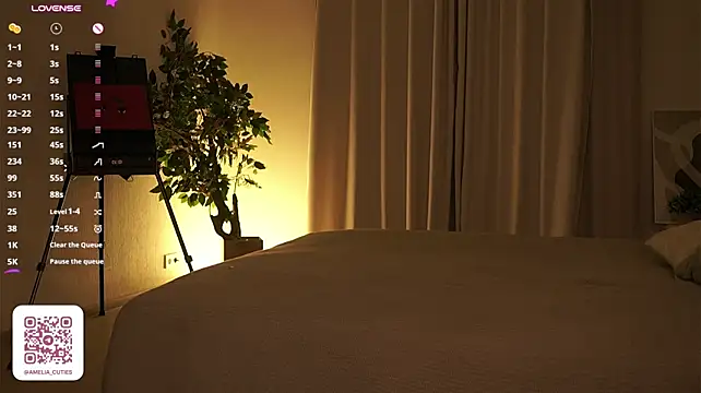 TeaseDealer - Wet My Boobs