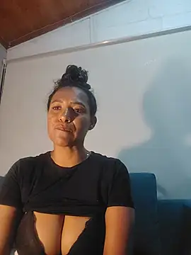 _Victoria_Hills - Fingering my pussy non stop 🔥