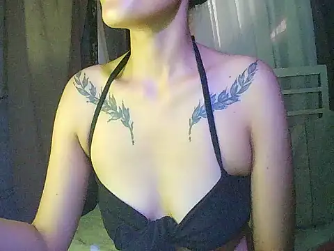 Prettykat18 - HIT ME HARD AND SOFT