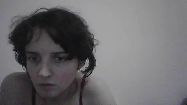 Amy01112 - Make a hedgehog house naked