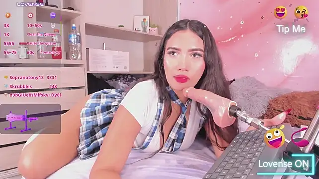 Sofi_Velvett - fuck face 1 minute+ tits out