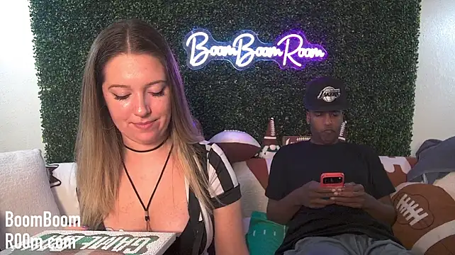 Boomboomr00m - Toe Sucking + Pussy Licking 👅