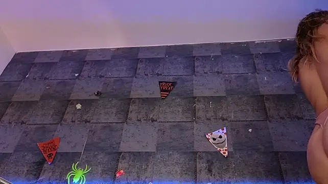 CandyQueenGold - Control toy 3m + Squirt