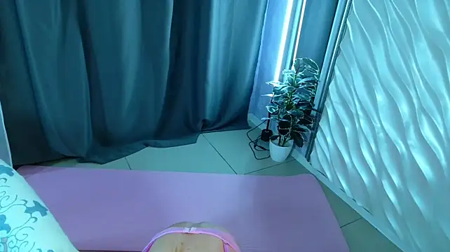 AlexiaWonder - pussy or ass flash