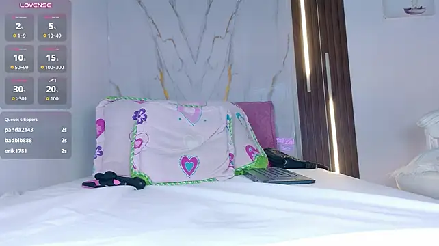 Mia_099 - Fuck me my pinck pussy+Squirt 🌸💦