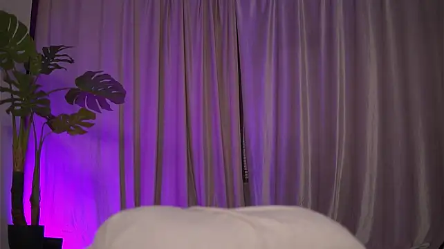 NatyDesiree - RIDE SHOWW