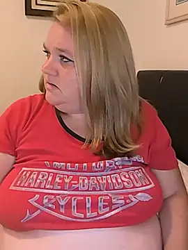Jonesinjil - Cum with fingers in public chat