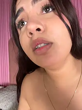 Miafarrog - fingering pussy