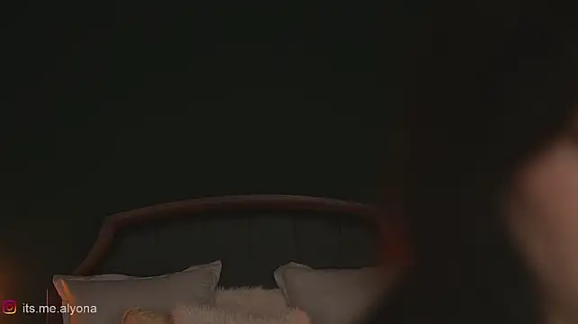 Alyonaqueen_