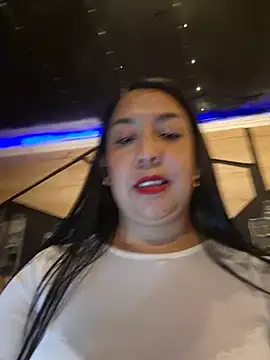 Keny__a - I let the bartender play with my tits😈