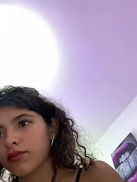 LINDA-0123 - MaMada