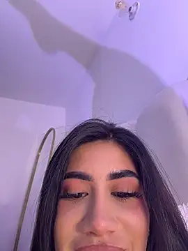 Clarachanelricek - SHOW NAKED COMPLETE AND PLAY