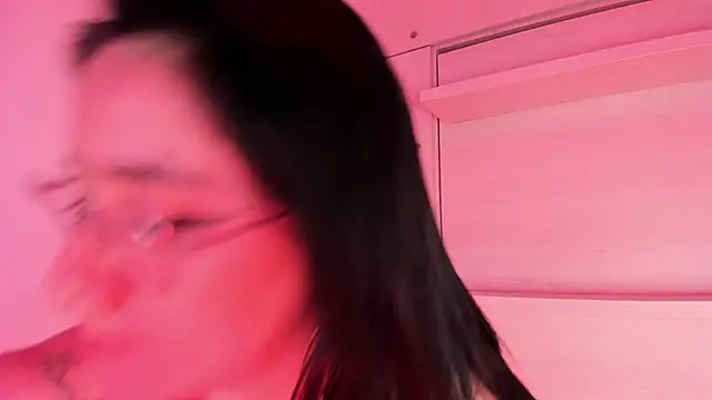 KylieMaxwell1 - Spank pussy X5☠️