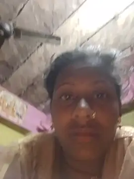 Hot_khusi753