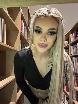 AlyssaFoxx_